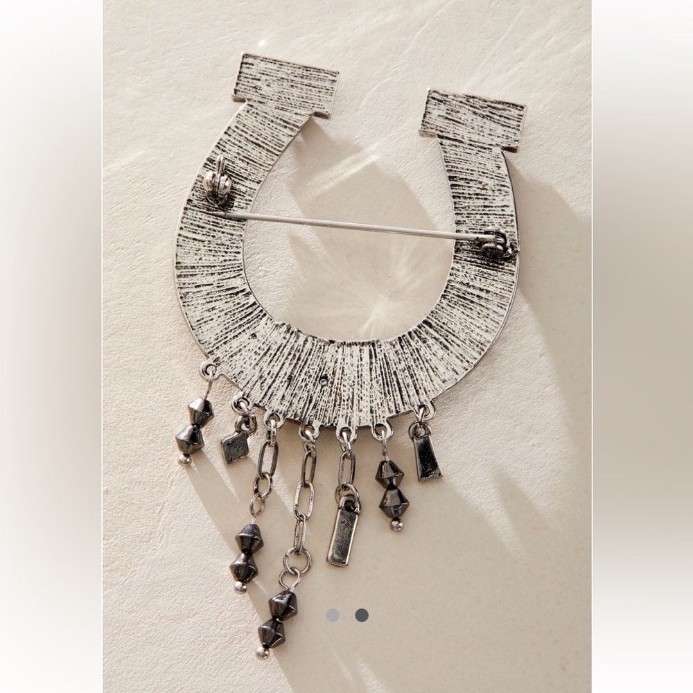 NWT FREE PEOPLE AMARILLO BROOCH - Picture 2 of 3